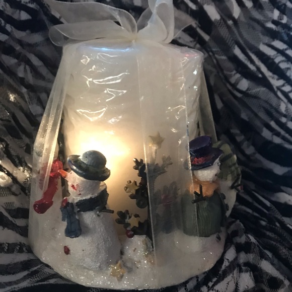 Snowman Candle and Metal Decoration Duo - Picture 7 of 9